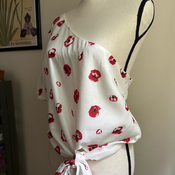 Skylar Rose White and Red Floral One Shoulder Drape Top - Picture 4 of 8